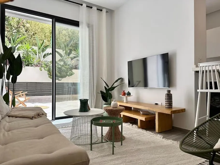 Athena Appartement 라 굴레트 아파트