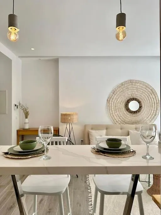 Athena Appartement 라 굴레트 아파트